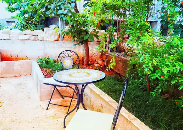 Kala House - Brand New!!