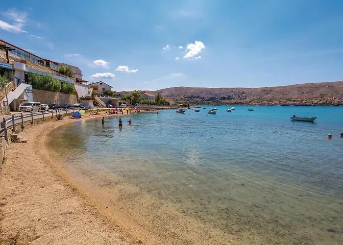 Luxurious Home In Pag